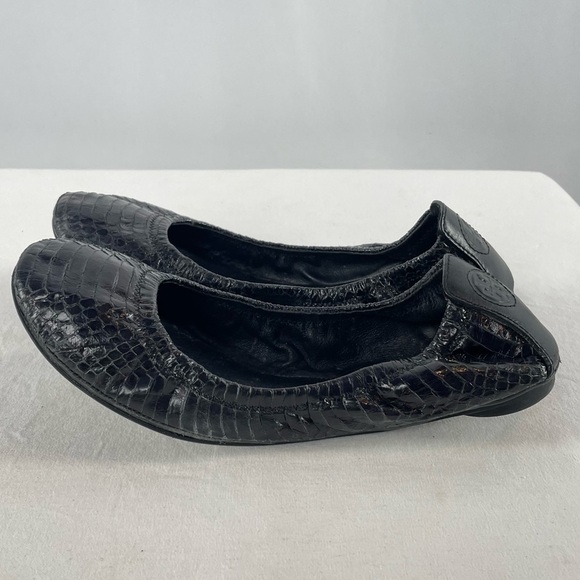 Tory Burch Snakeskin Embossed Leather Ballet Slipper Flat‎ in Black Size 7 - Picture 1 of 8
